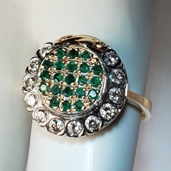 Beautiful  Design  14K Rose Gold Diamond & Emerald Ring - Picture 3 of 12